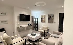 Entire House - Near Etihad Stadium And Central Manchester